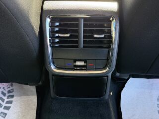 Skoda Octavia COMBI PLUS 1.4 R4 PLUG-IN HYBRID 55 + 110kW