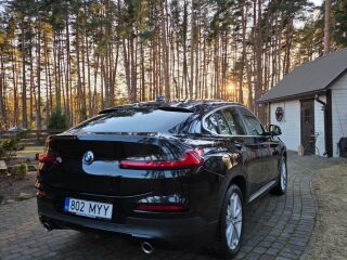 BMW X4 2.0 140kW