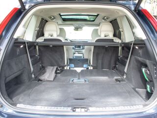 Volvo XC90 AWD DARK R-Design PLUS Intelli PRO Wntr 2.0 B5 KERS MHEV Kerghübriid MY2023 183kW