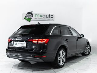 Audi A4 Avant Comfort Line 2.0 140kW