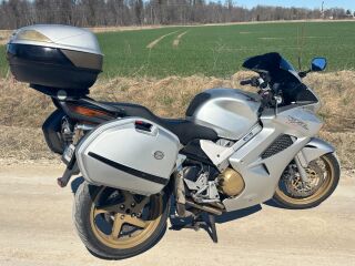 Honda VFR 800 V4 81kW