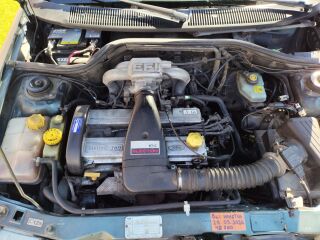 Ford Escort Ghia 1.8 16V 77кВ