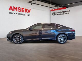Lexus ES 300h Limited Edition 2.5 131kW