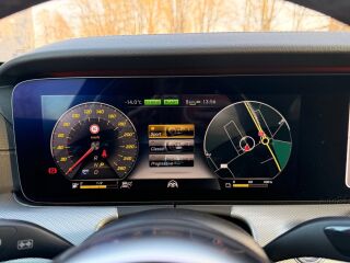 Mercedes-Benz E 300 AMG Night Package 2.0 143kW