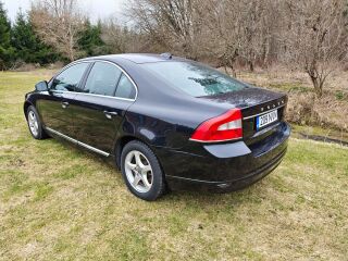Volvo S80 Momentum MY2012 2.0 120kW