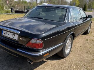 Jaguar XJ SOVEREGN LONG 4.0 V8 209kW