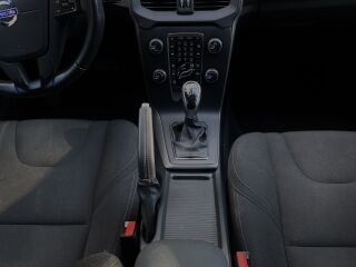 Volvo V40 D2 2.0 88kW