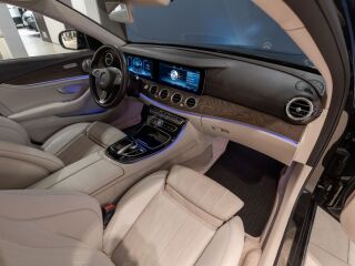 Mercedes-Benz E 220 LIMOUSINE 2.0 143kW