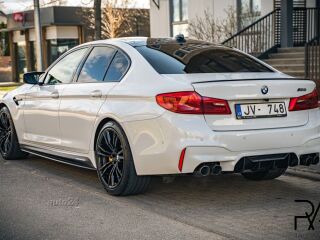 BMW M5 4.4 441kW