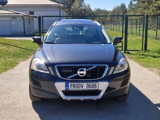 Volvo XC60 Summum AWD MY2012 2.4 D5 158kW