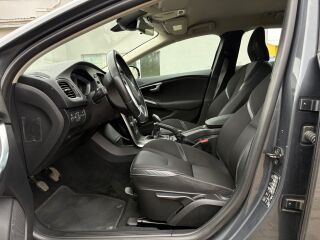 Volvo V40 Momentum 1.6 D2 84kW