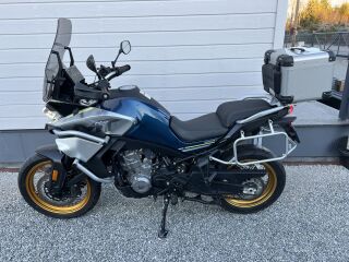 CFMOTO 800MT R2 8-klapiline  DOHC  EFI  EURO5 67kW