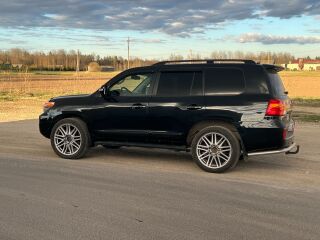 Toyota Land Cruiser 4.5 200kW