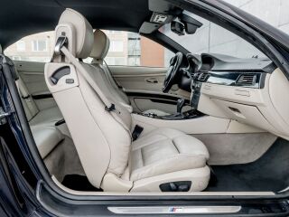 BMW 330 M-pak 3.0 R6 170kW