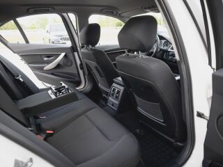 BMW 318 i LCI 1.5 100kW