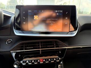 Peugeot 2008 PureTech 130 1.2 96kW