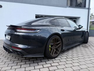 Porsche Panamera 4s 2.9 412kW