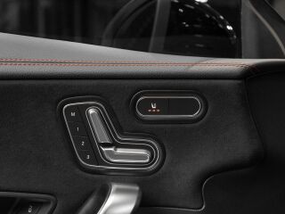 Mercedes-Benz CLA 180 AMG Line 1.4 100kW