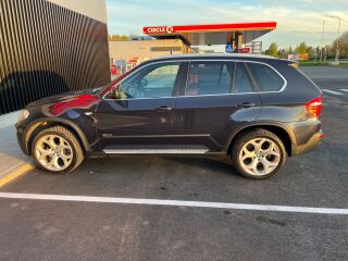 BMW X5 3.0 210кВ