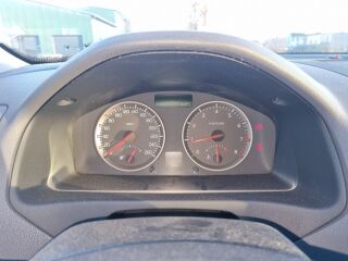 Volvo S40 1.8 92кВ