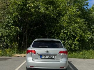 Toyota Avensis Sol Package 2.0 D-4D 91кВ