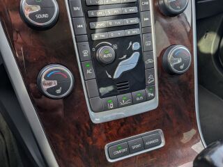 Volvo XC60 AWD SUMMUM XENIUM INTELLI SAFE PRO 2.4 158kW