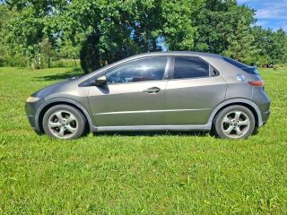 Honda Civic 1.3 61kW
