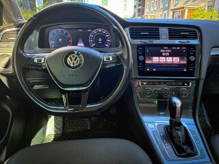 Volkswagen Golf Highline 1.4 TSI DS 1.4 R4 (Inline-4) 16V 110kW
