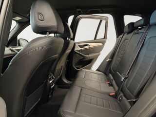 BMW X3 20i xDrive M Sportpakett 2.0 135kW