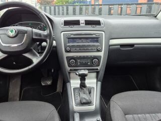 Skoda Octavia 4X4 Ambiente ATM 2.0 TDI 103кВ
