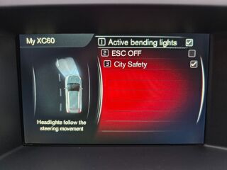 Volvo XC60 Momentum Onyx Black 2.0 D4 140kW