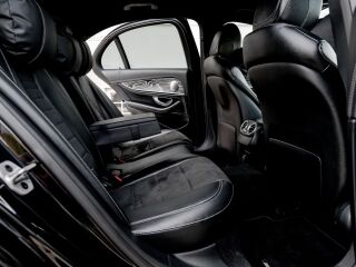 Mercedes-Benz E 220 AMG Line Black Edition 2.0 143кВ