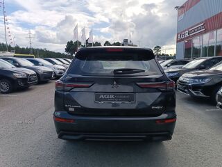 Mitsubishi Outlander Intense 4WD 2.4 PHEV 225kW