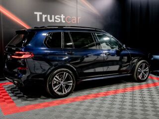 BMW X7 x-Drive40i Shadowline M-Sportpakett 3.0 280kW