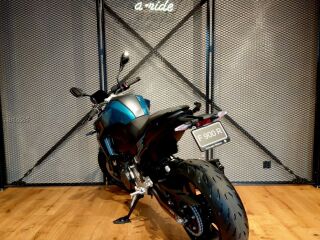 BMW F 900 R Snapper Rocks metallikvärv R2 77kW
