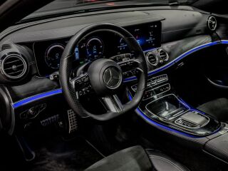 Mercedes-Benz E 300 AMG 4-MATIC 2.0 143kW
