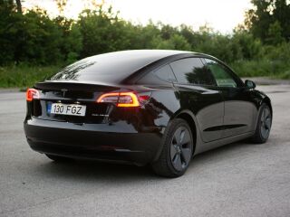 Tesla Model 3 Long Range AWD 366кВ