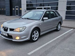 Subaru Impreza 2.0 B4 DOHC 118kW