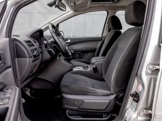Ford Focus C-Max Ghia 1.6 80kW