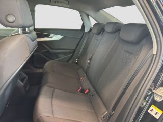 Audi A4 35 TFSI 2.0 110kW