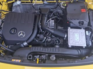 Mercedes-Benz A 180 AMG 1.3 R4 100kW