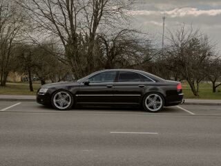 Audi A8 4.2 V8 FSI 257kW