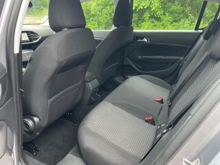 Peugeot 308 Allure 1.5 96kW