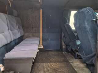 GMC Savana 3500 6.5 V8 140kW