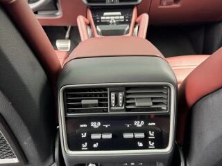 Porsche Cayenne S Sport Chrono 4.0 DWH 349кВ