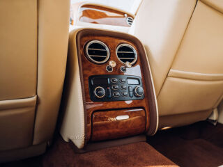 Bentley Continental Flying Spur 6.0 W12 412kW