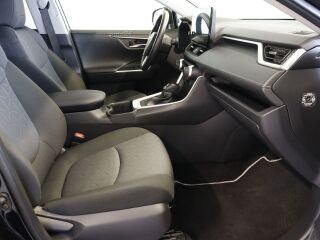Toyota RAV4 Luxury Comfort Pakett 131kW