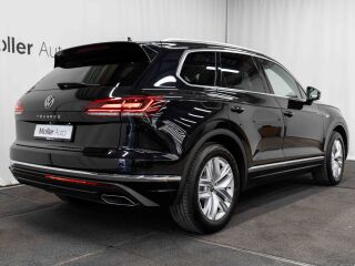 Volkswagen Touareg 4Motion 3.0 170кВ