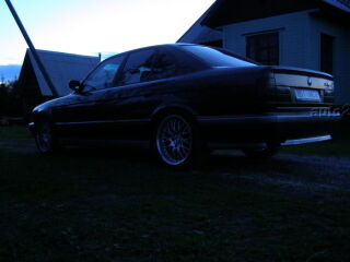 BMW M5 3.6 R6 232кВ