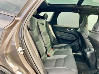 Volvo XC60 AWD R-Design Mild Hybrid 2.0 B4 145kW